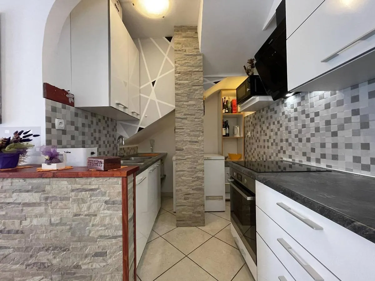 Apartment Malu Pula