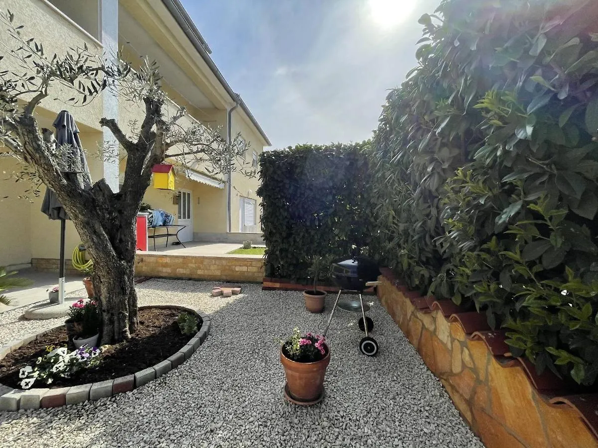 Apartment Malu Pula Croatia
