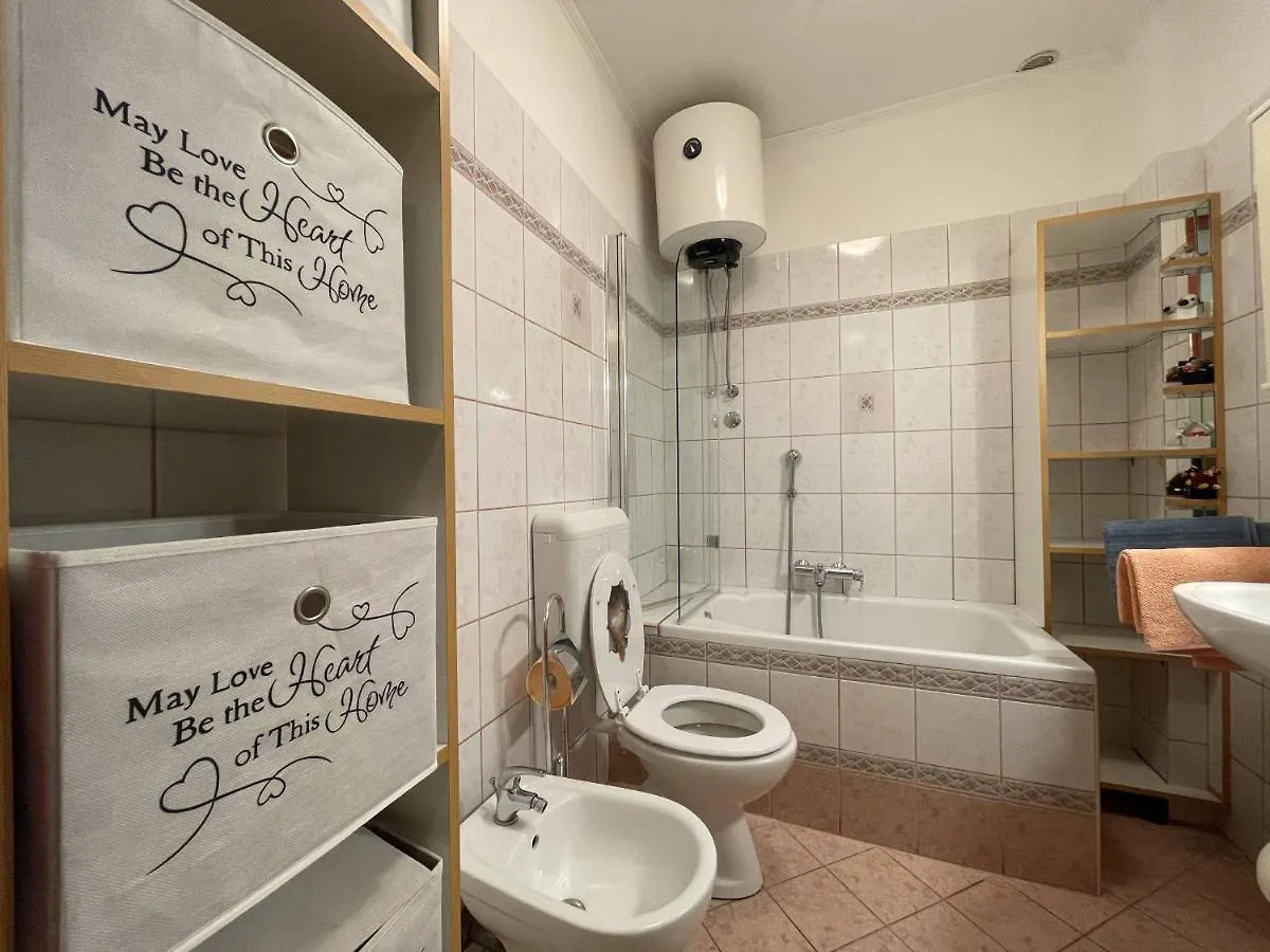 Apartment Malu Pula