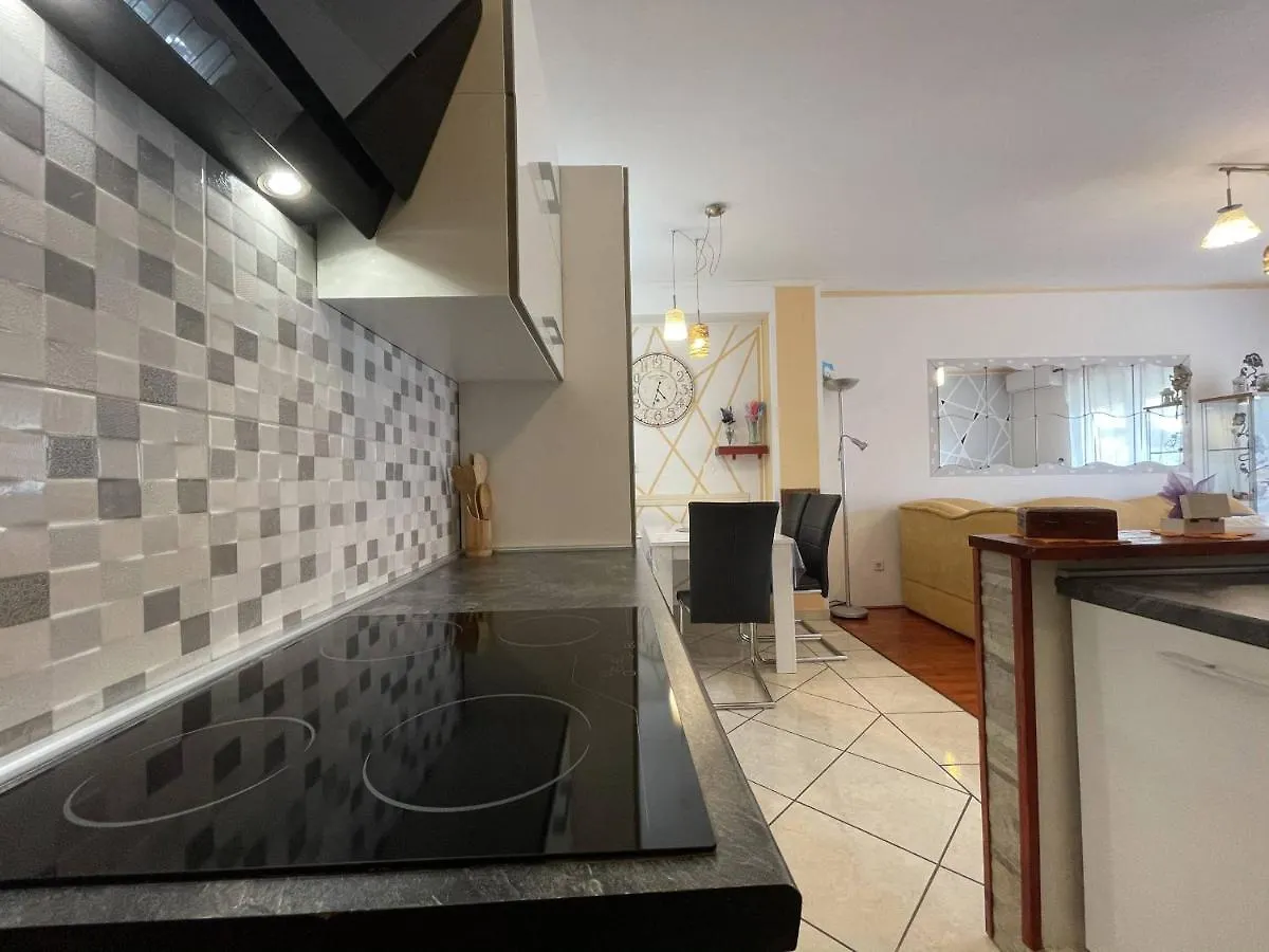 Apartment Malu Pula